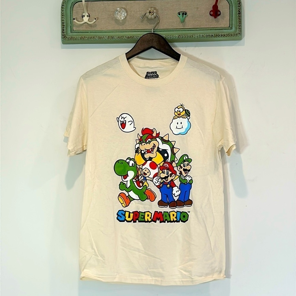 Super Mario Brothers adult unisex short sleeve T-shirt cream size small cotton
